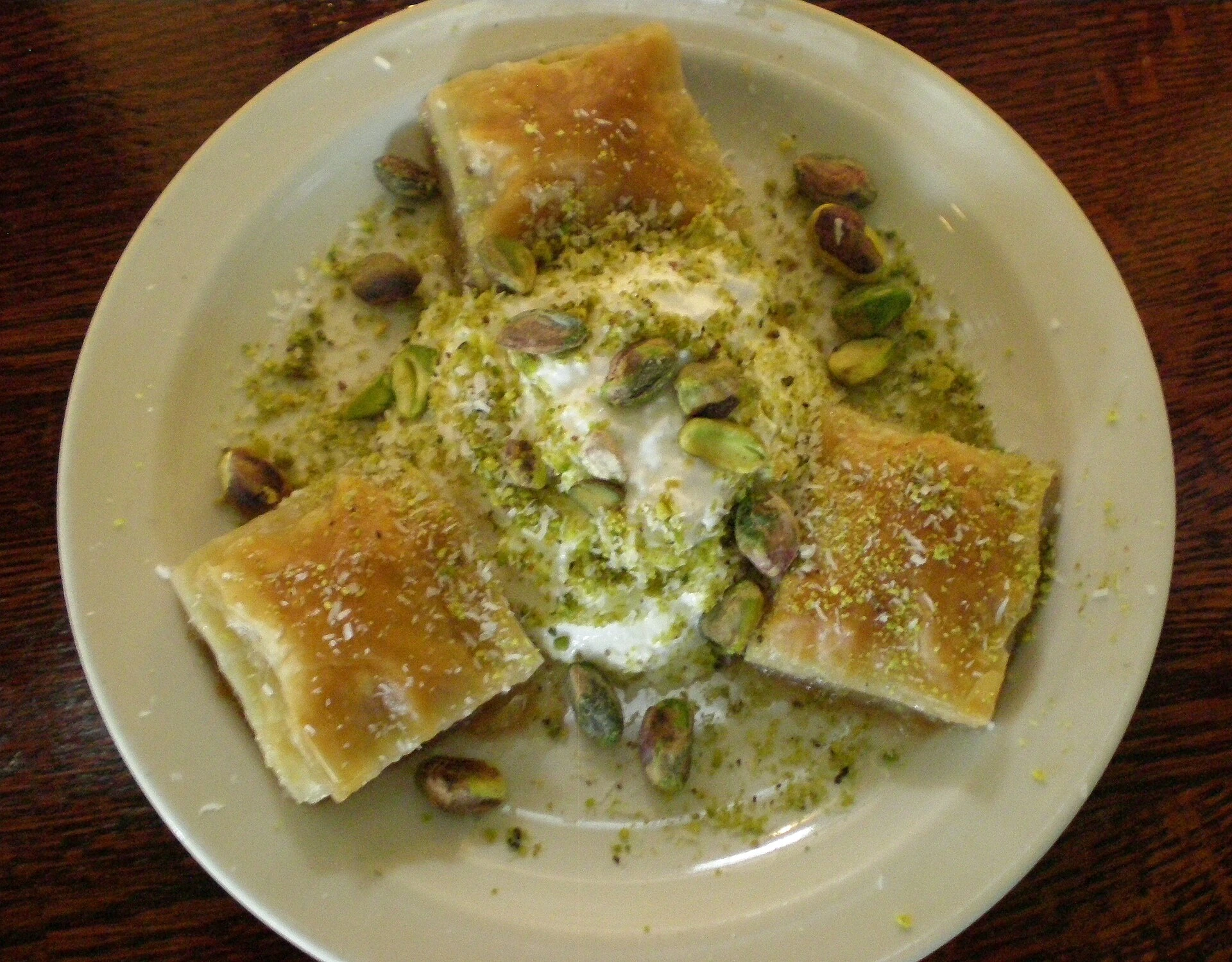 Baklava; Türk mutfağından güncel bir sunum.