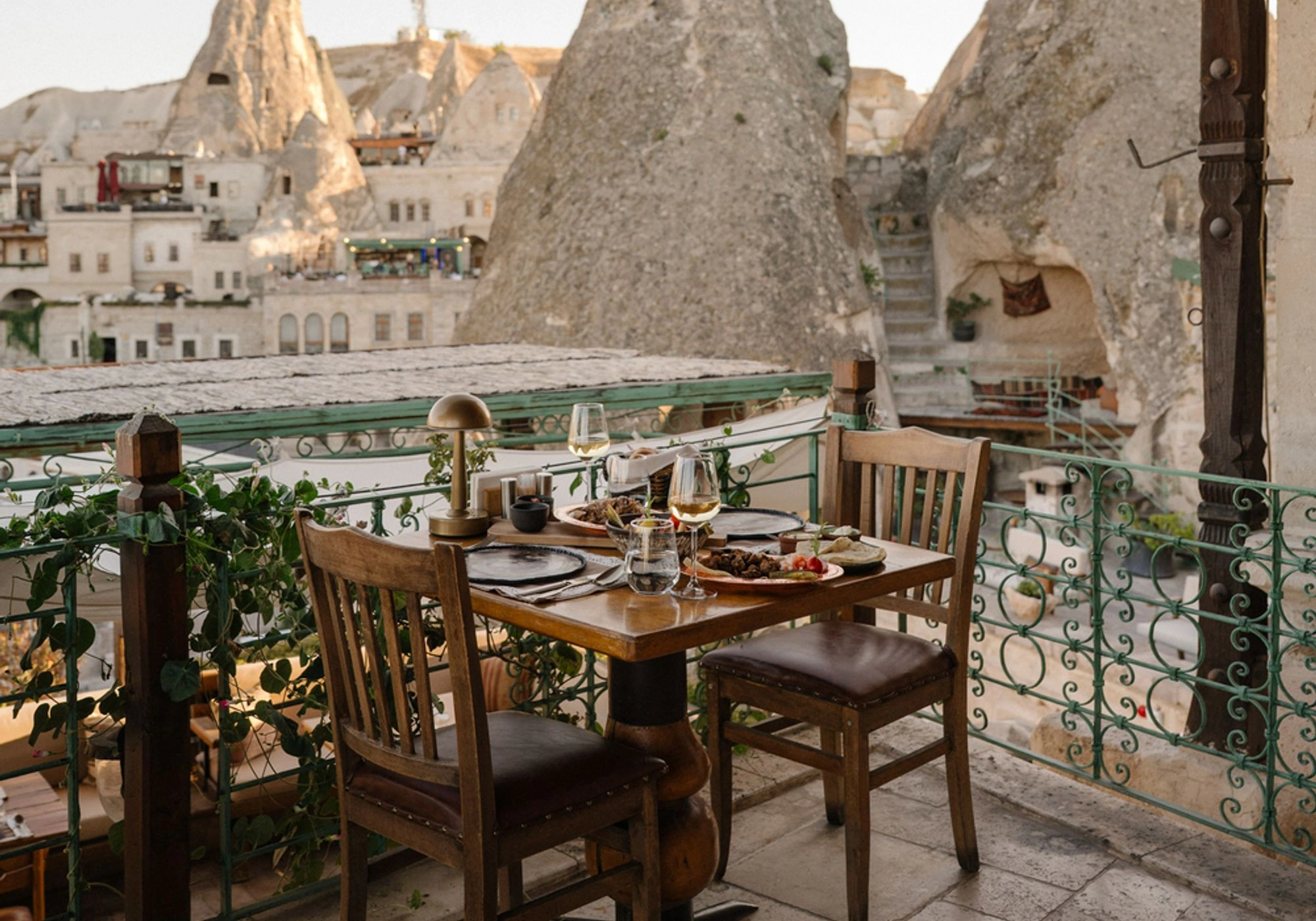 Göreme manzaralı Happena Restaurant terası